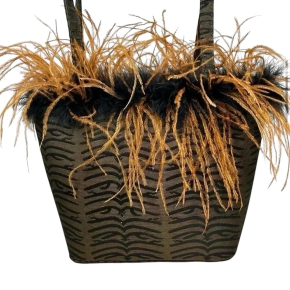 Feathery Handbag Attention Getter Brown Black Evening Bag Shoulder - Picture 2 of 10